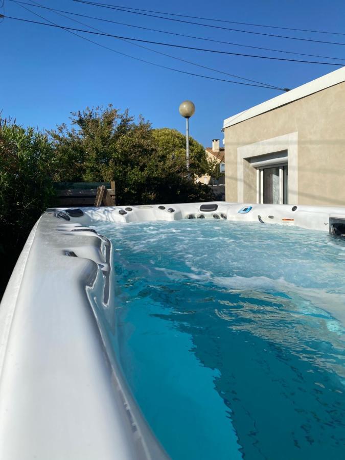 Nature Et Spa Pont-Saint-Esprit Luaran gambar